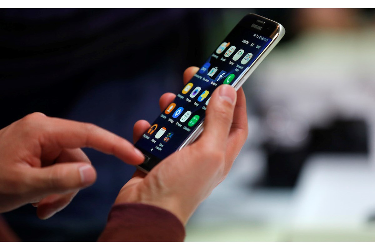 Samsung Galaxy S7 presentato a Barcellona