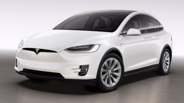 Auto Tesla più efficienti, grazie ad un update firmware di Autopilot 2