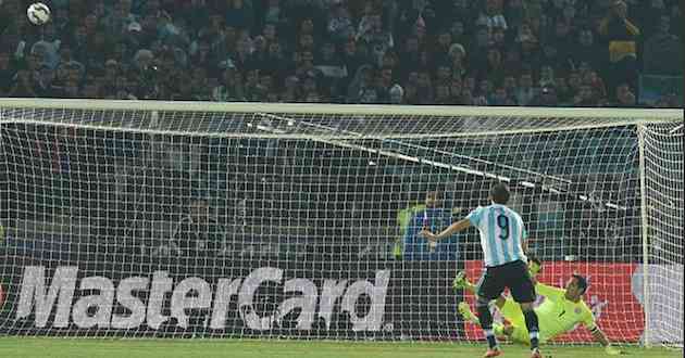 Higuain: «Il penalty fallito lo scorso anno mi ha perseguitato per notti intere»