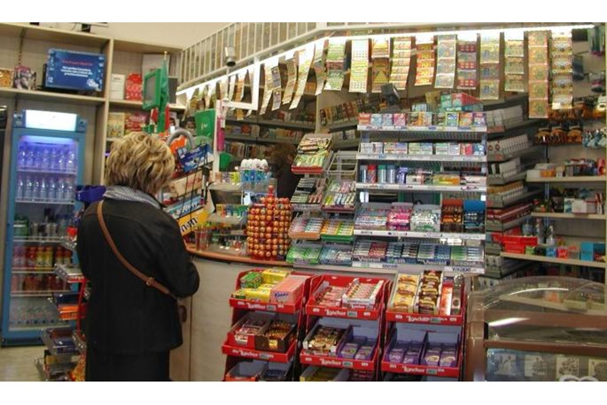Febbraio 2016: l'indice dei prezzi al consumo torna negativo. Rischio deflazione in Italia e nella zona Euro