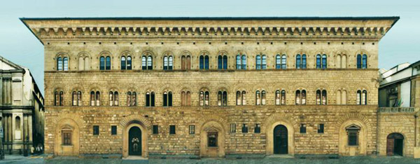 Scopri la Biblioteca Riccardiana a Firenze