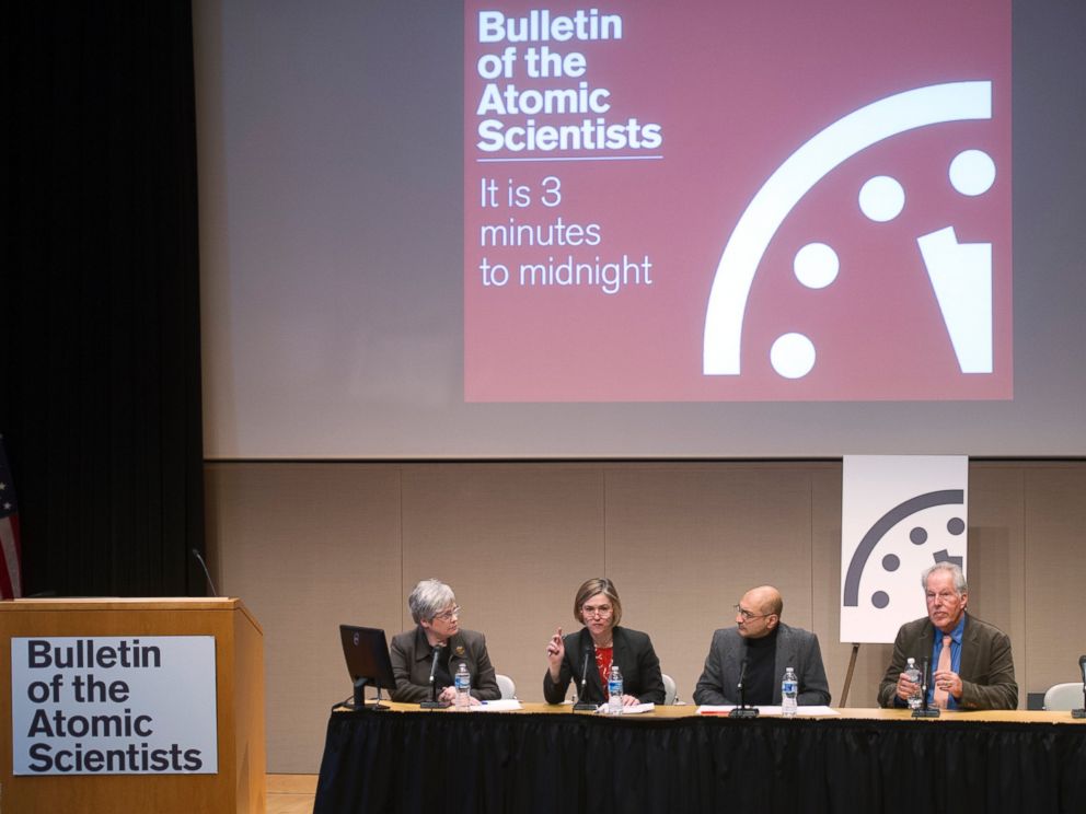 Tre minuti prima della fine del mondo, è il responso del Doomsday Clock