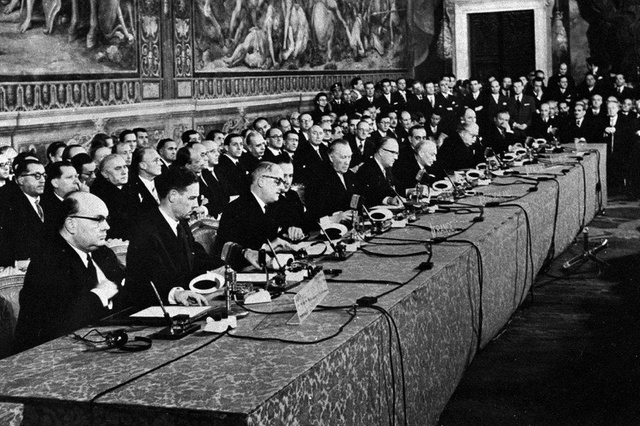 25 marzo 1957: Vengono firmati i tratti di Roma