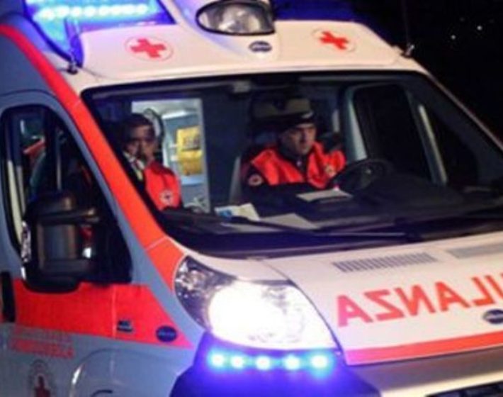 Duchesca, Napoli - Ambulanza presa in ostaggio