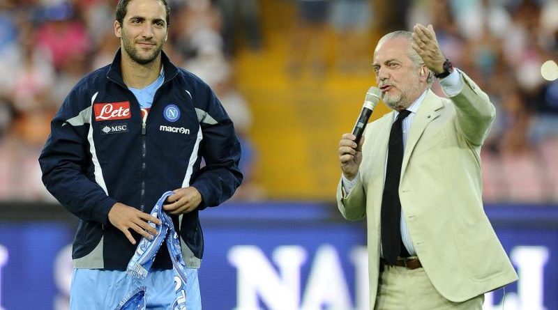 Calciomercato - Higuain al Psg? De Laurentiis se la ride