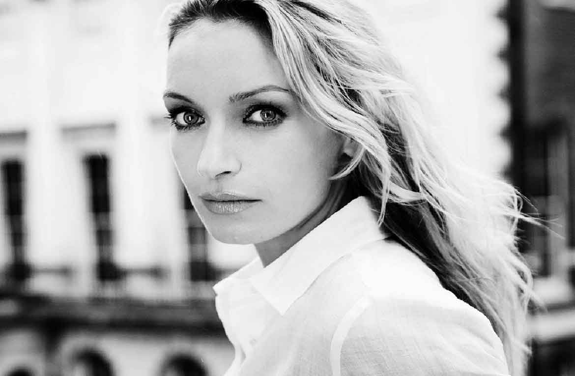 In libreria: il romanzo di Lisa Hilton Maestra edito da Longanesi
