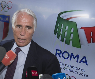 Roma 2024, Malagò snobbato e furioso: 'Da Raggi no immotivato'