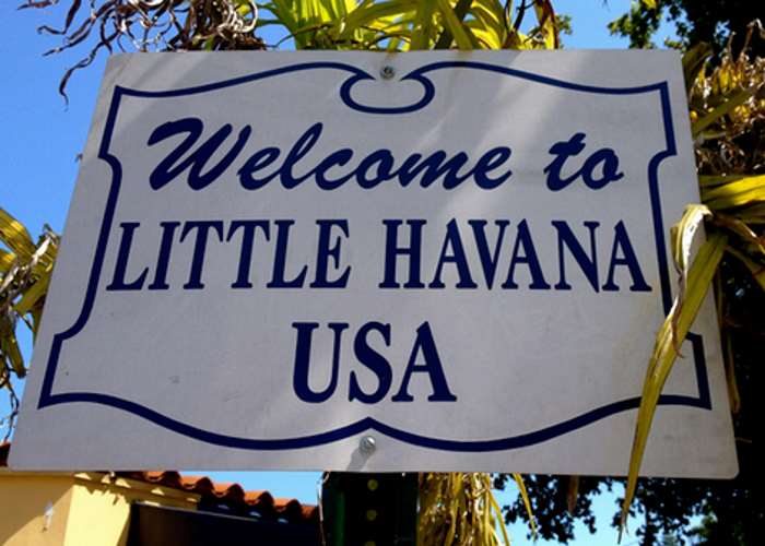 Il giro di vite di Donald Trump su Cuba. Torna l'embargo