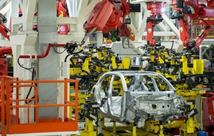 La denuncia del vescovo di Melfi: 5000 euro per un posto di lavoro