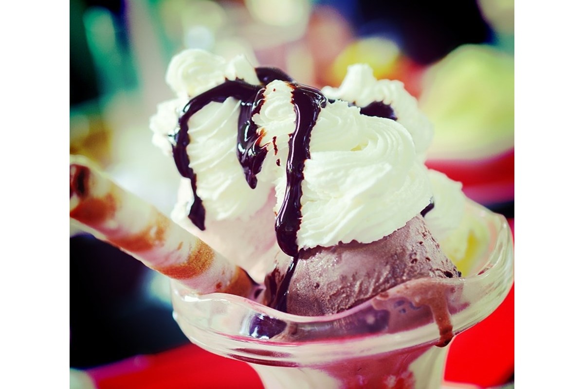 Alla ricerca di sapori estivi differenti: il Miele di Fichi sul gelato.