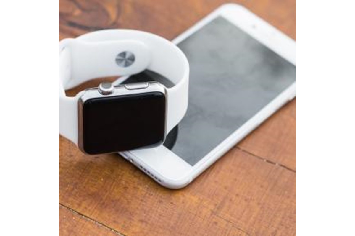 Apple Watch 2, ultime novità sul nuovo orologio intelligente della mela morsicata: ecco come potrebbe essere