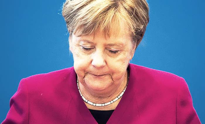 Angela Merkel annuncia il suo addio alla guida della CDU e alla guida del governo una volta concluso l'attuale mandato